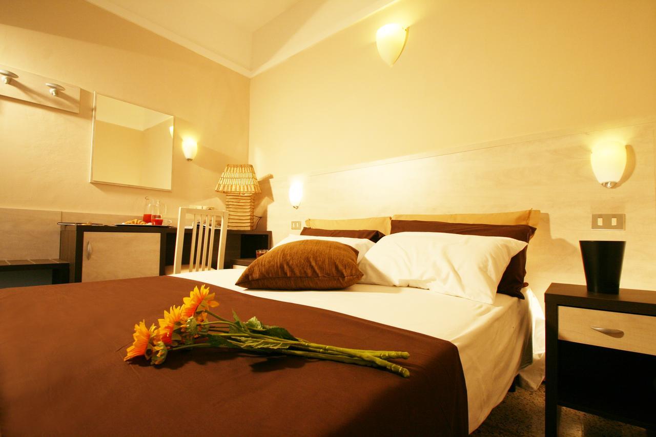 Hotel London Cattolica Ngoại thất bức ảnh